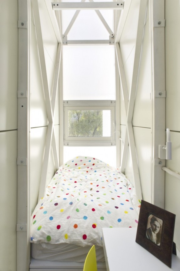 Keret House - World's Most Narrow House, Warsaw - cool architecture